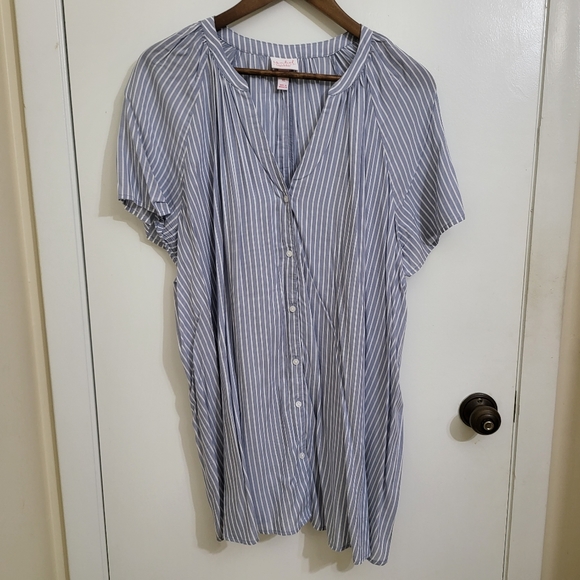 Ingrid & Isabel Maternity Stripes Mini Dress Blouse Shortsleeve Tops - Picture 5 of 12